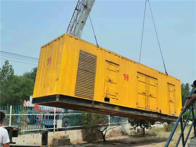 杜尔伯特300KW柴油发电机组油耗是多少？