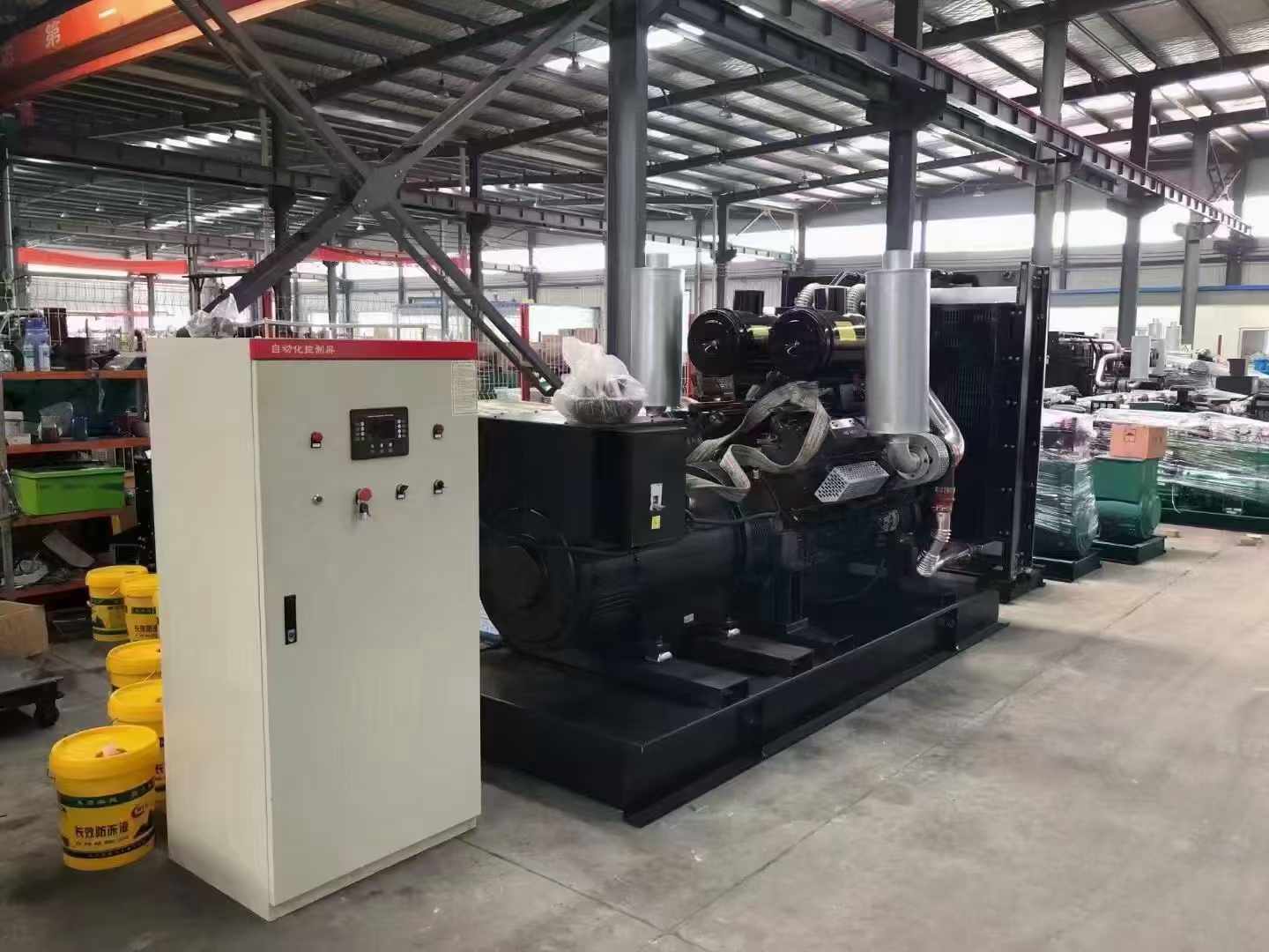 杜尔伯特柴油发电机运行时的噪音和振动水平如何?
