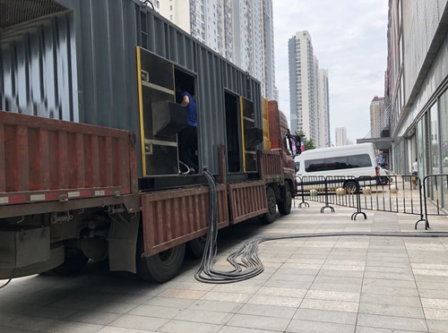 杜尔伯特冷却液不足的情况下如何检查柴油发电机组？